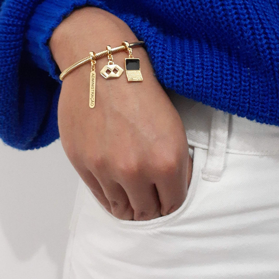 Pulseira Profissão Administração Berloque Banhado a Ouro 18k