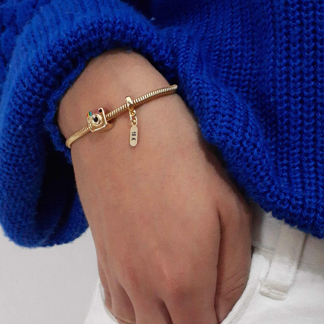 Pulseira Instagram 15K Berloque Banhado a Ouro 18k