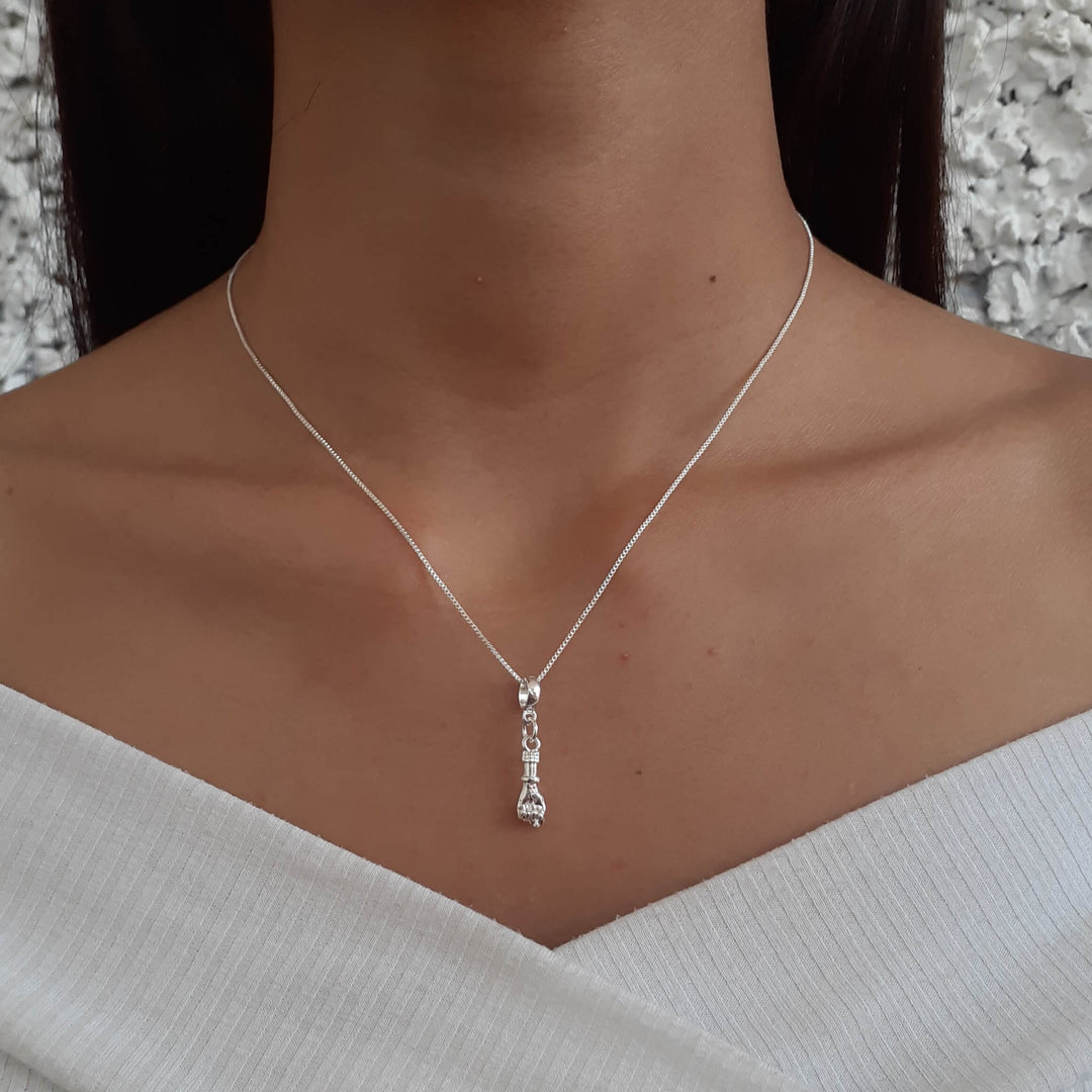 Colar Pingente Figa Banhado a Prata 925