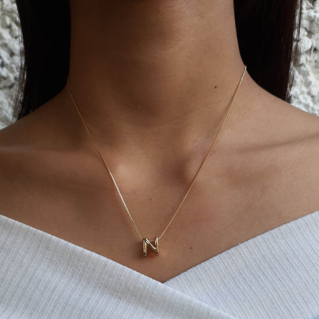 Colar Pingente Letra N Banhado a Ouro 18k