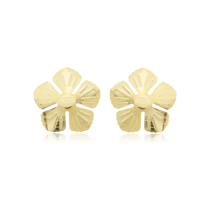 Brinco Flor Detalhada Grande dourado semijoia Work Semijoias