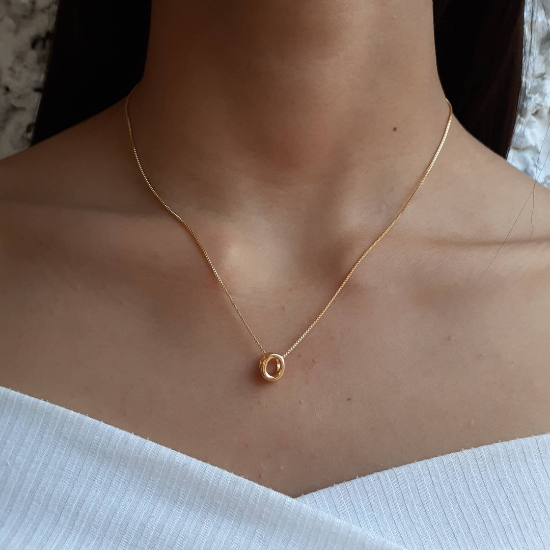 Colar Pingente Letra O Banhado a Ouro 18k