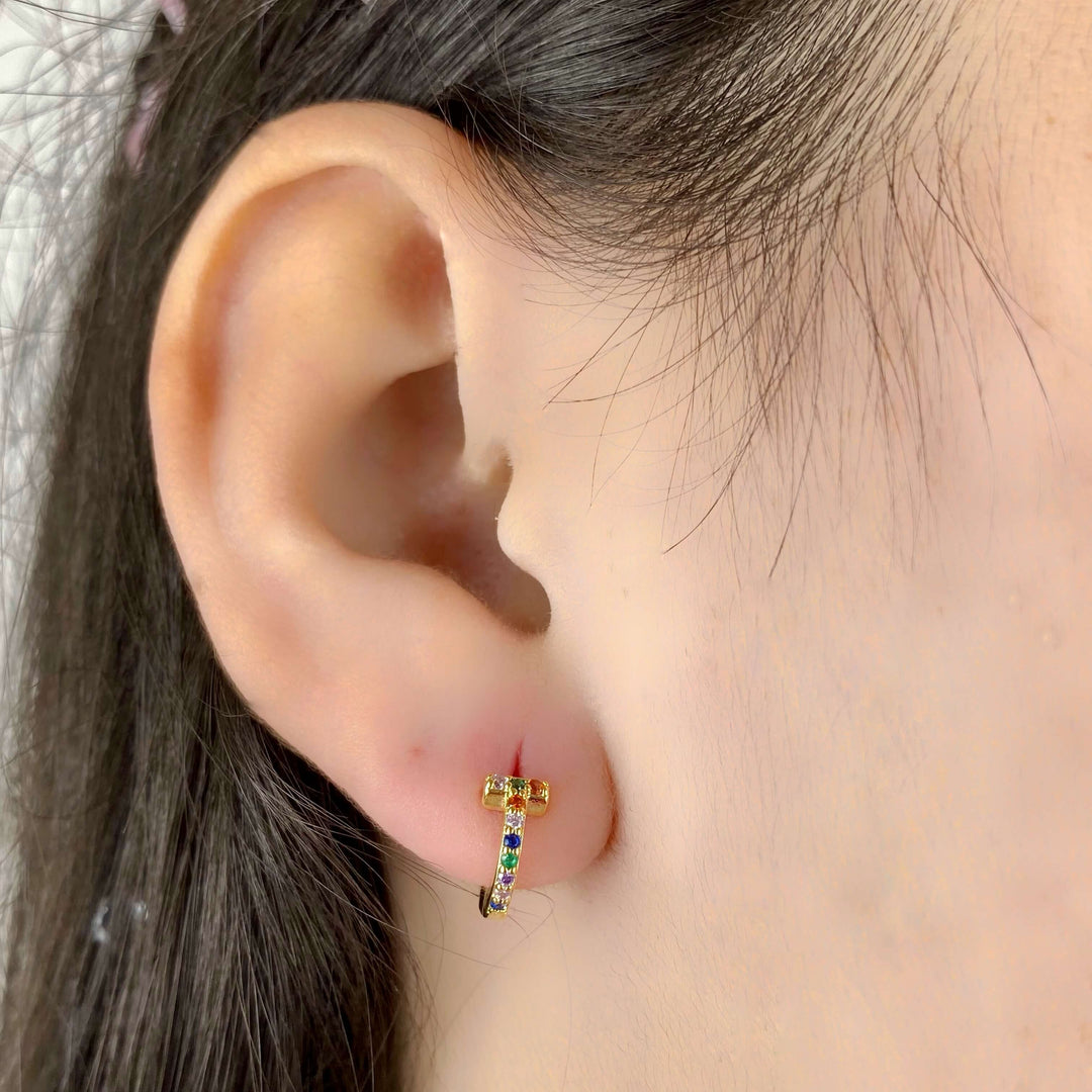 Brinco Argola Biocolor Ouro 18k — detalhe das pedras coloridas