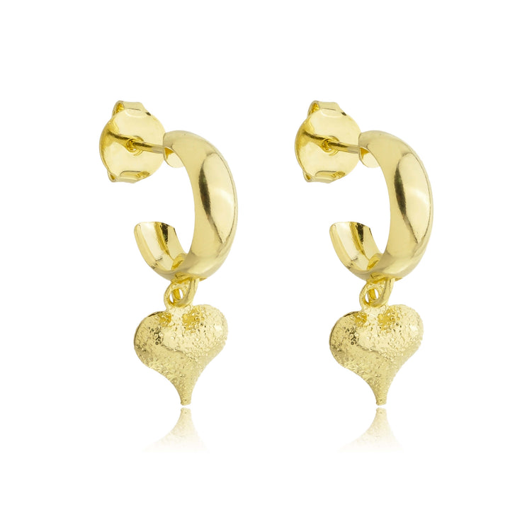 Brinco Coração Texturizado dourado semijoia Work Semijoias
