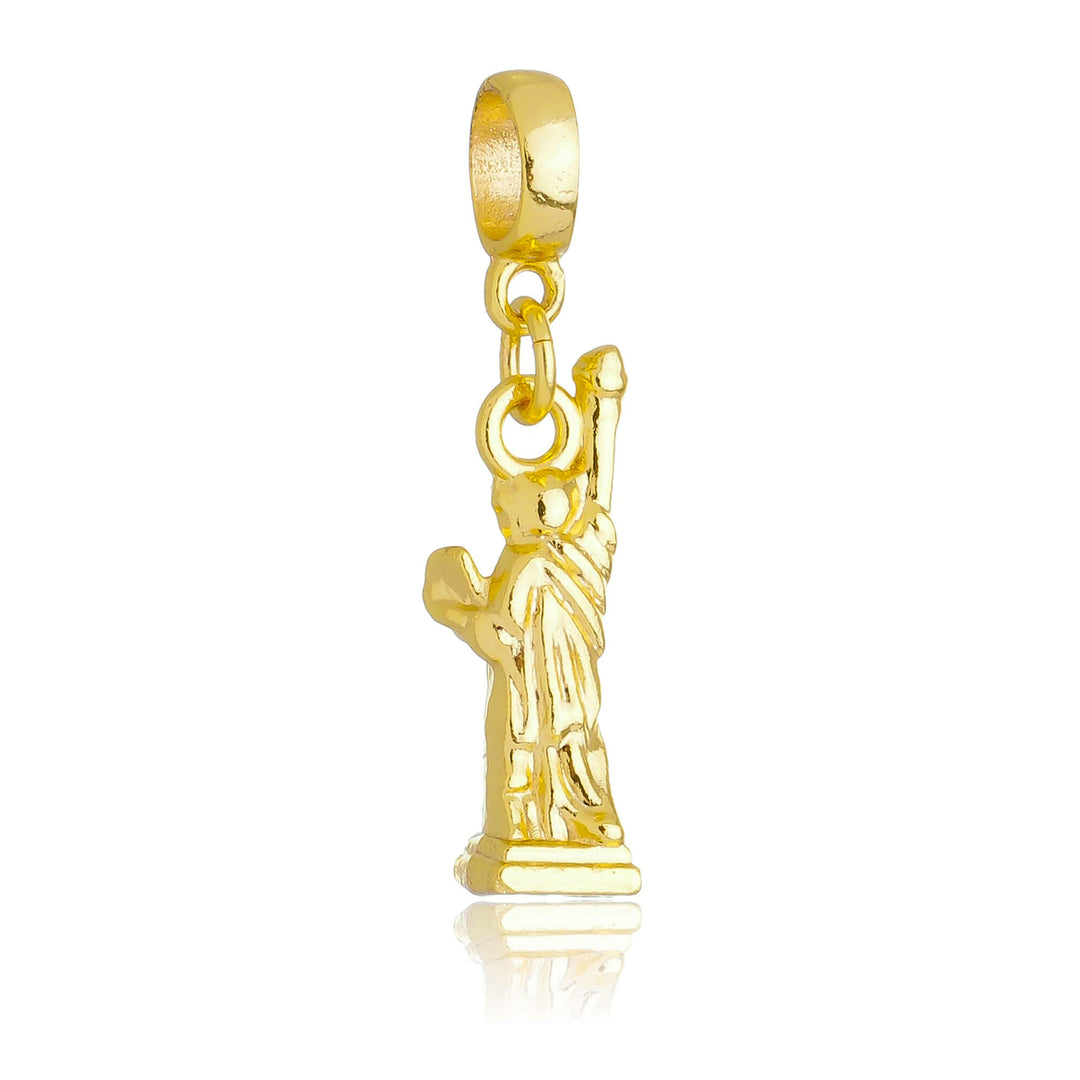Berloque Estátua da Liberdade dourado — detalhe da peça Work Semijoias