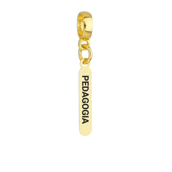 Berloque Plaquinha Pedagogia dourado semijoia Work Semijoias