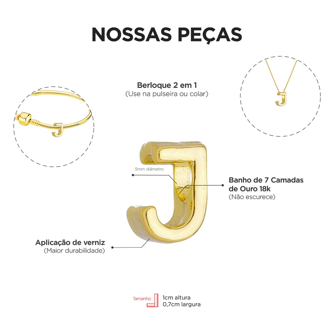 Berloque Letra J dourado — ângulo lateral semijoia Work Semijoias