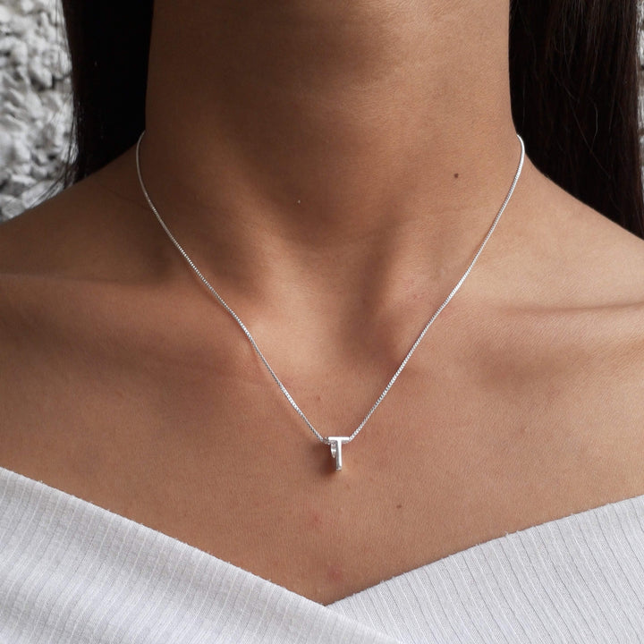 Colar Pingente Letra T Banhado a Prata 925