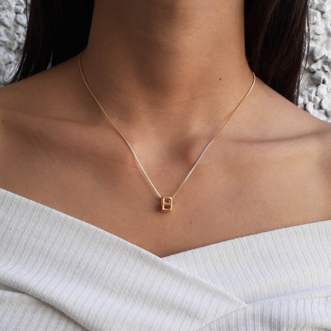Colar Pingente Letra B Banhado a Ouro 18k