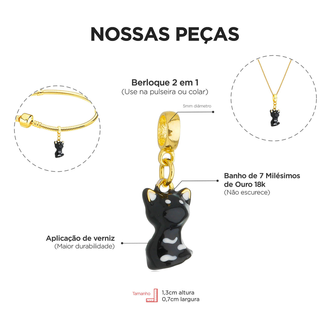 Berloque Gato Preto dourado — close-up argola Work Semijoias