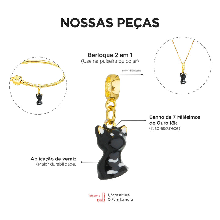Berloque Gato Preto dourado — close-up argola Work Semijoias