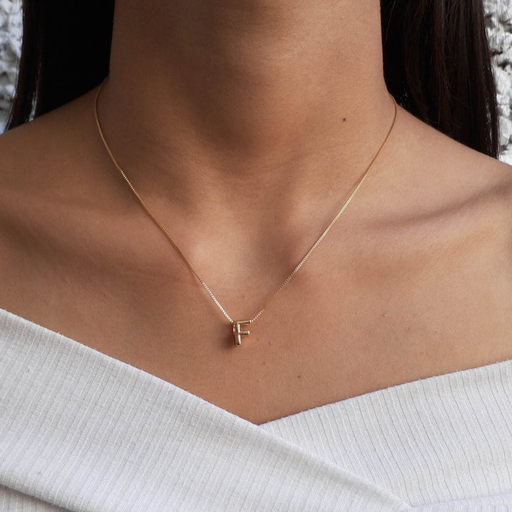 Colar Pingente Letra F Banhado a Ouro 18k