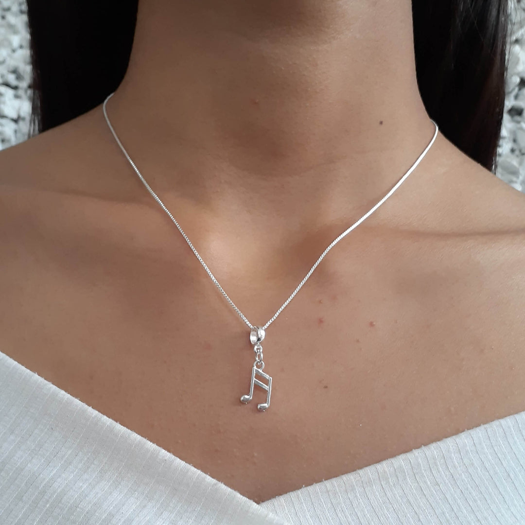 Colar Pingente Nota Musical Banhado a Prata 925