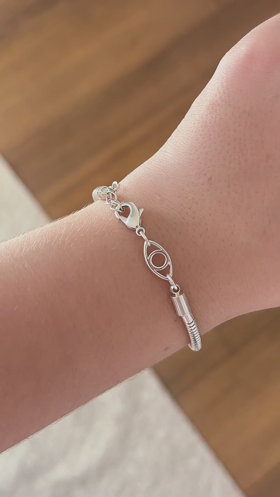 Pulseira Para Berloque Fecho Olho Grego Banhado a Prata 925