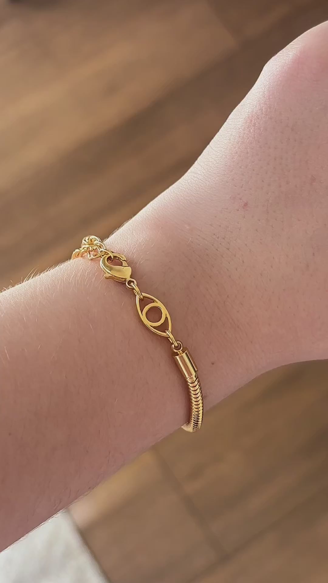 Pulseira Para Berloque Fecho Olho Grego Banhado a Ouro 18k